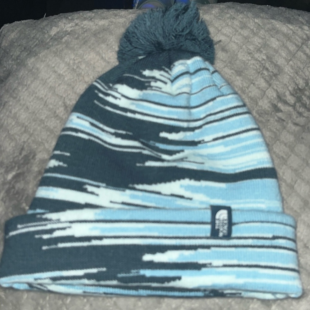 North Face ski tuke beanie